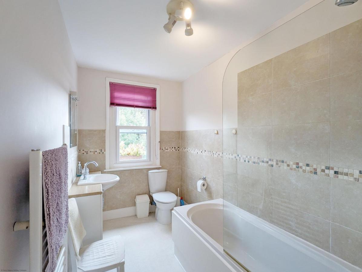 Thorney Road Villa Emsworth Exterior photo